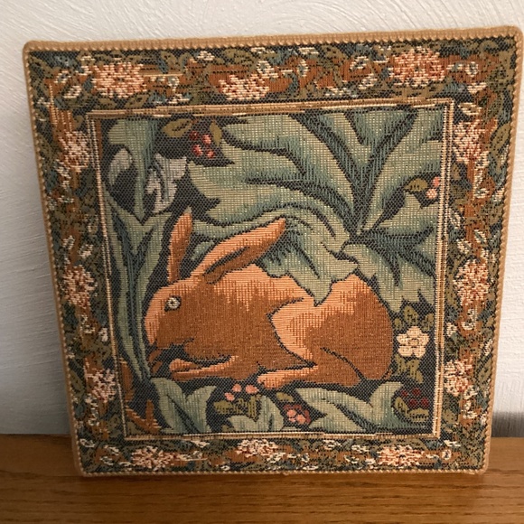Vintage Historical Scotland Brer Rabbit Tapestry - Picture 1 of 7